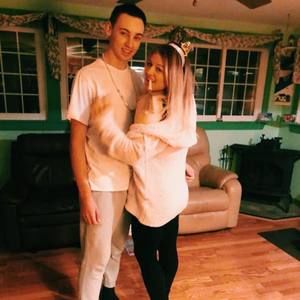 Meet your Posher, Colby